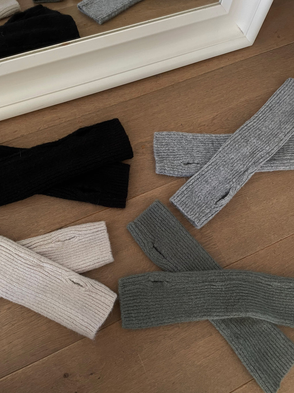 Mittens - gray wool