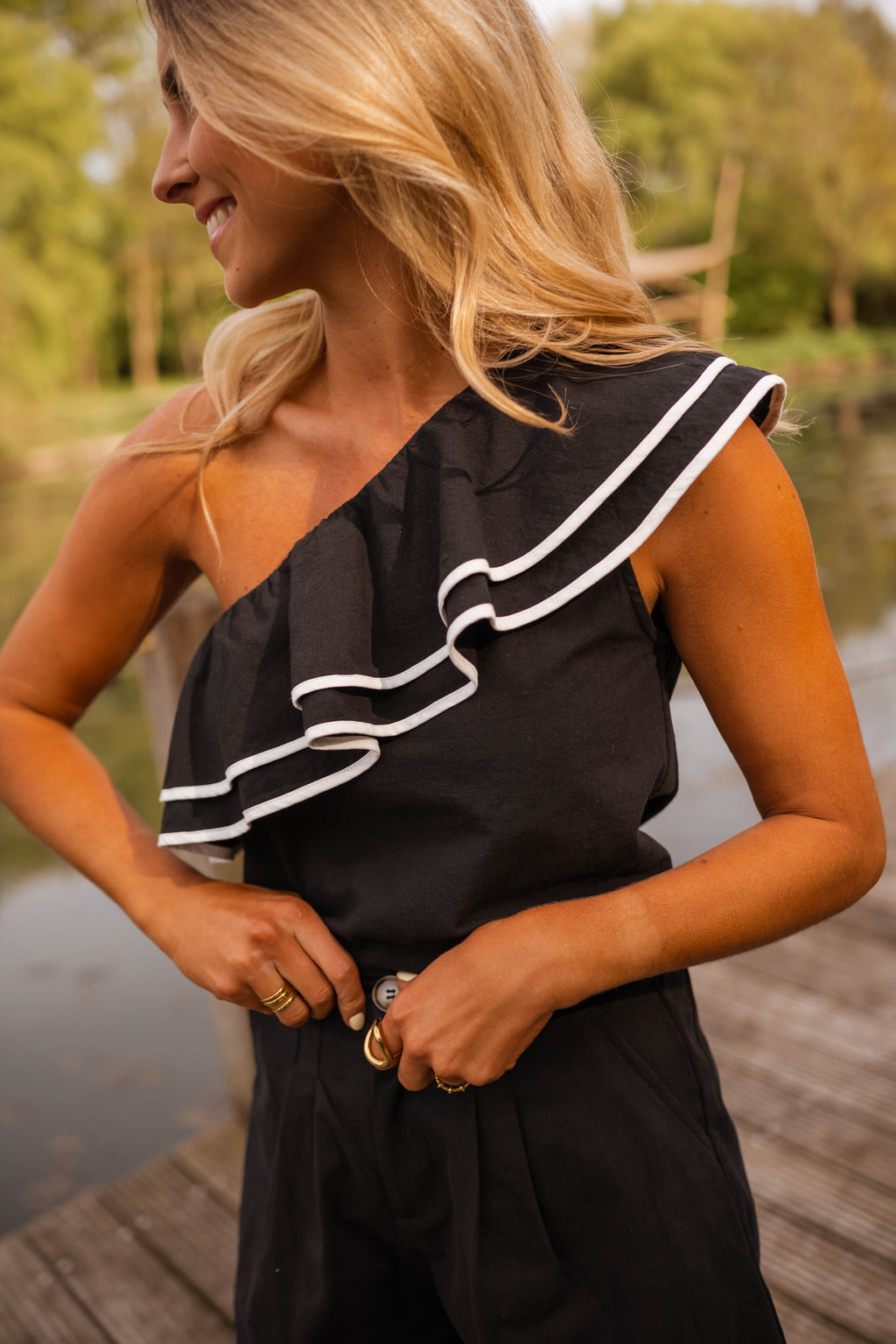 Anza blouse - black