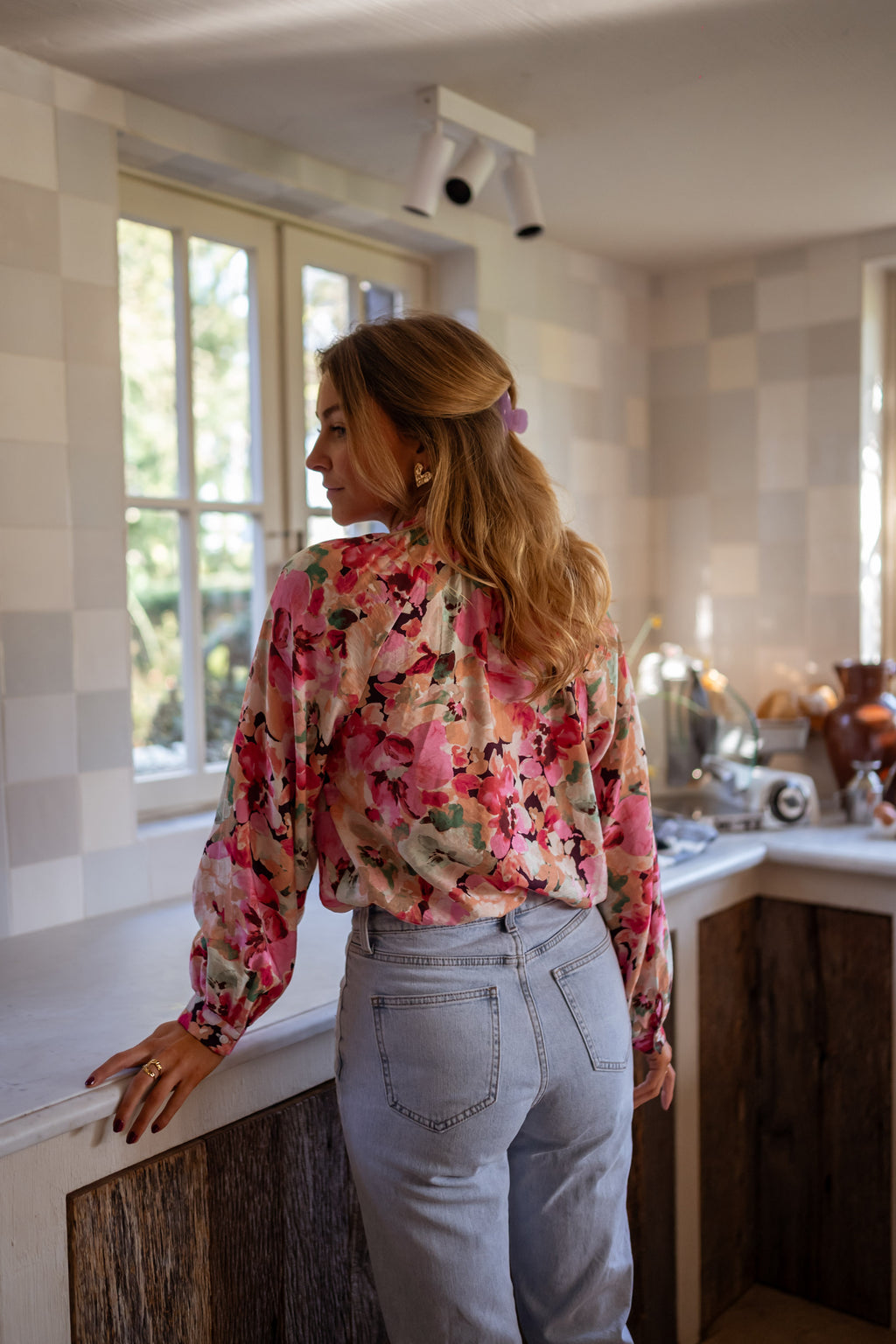 Elvina blouse - with floral patterns