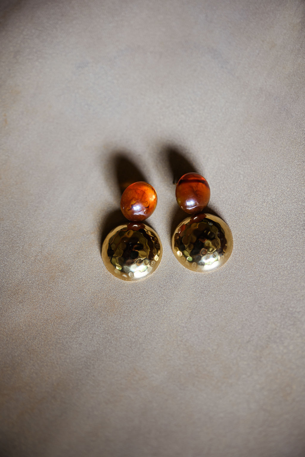 Boucles d’oreilles Joal - dorées et brunes