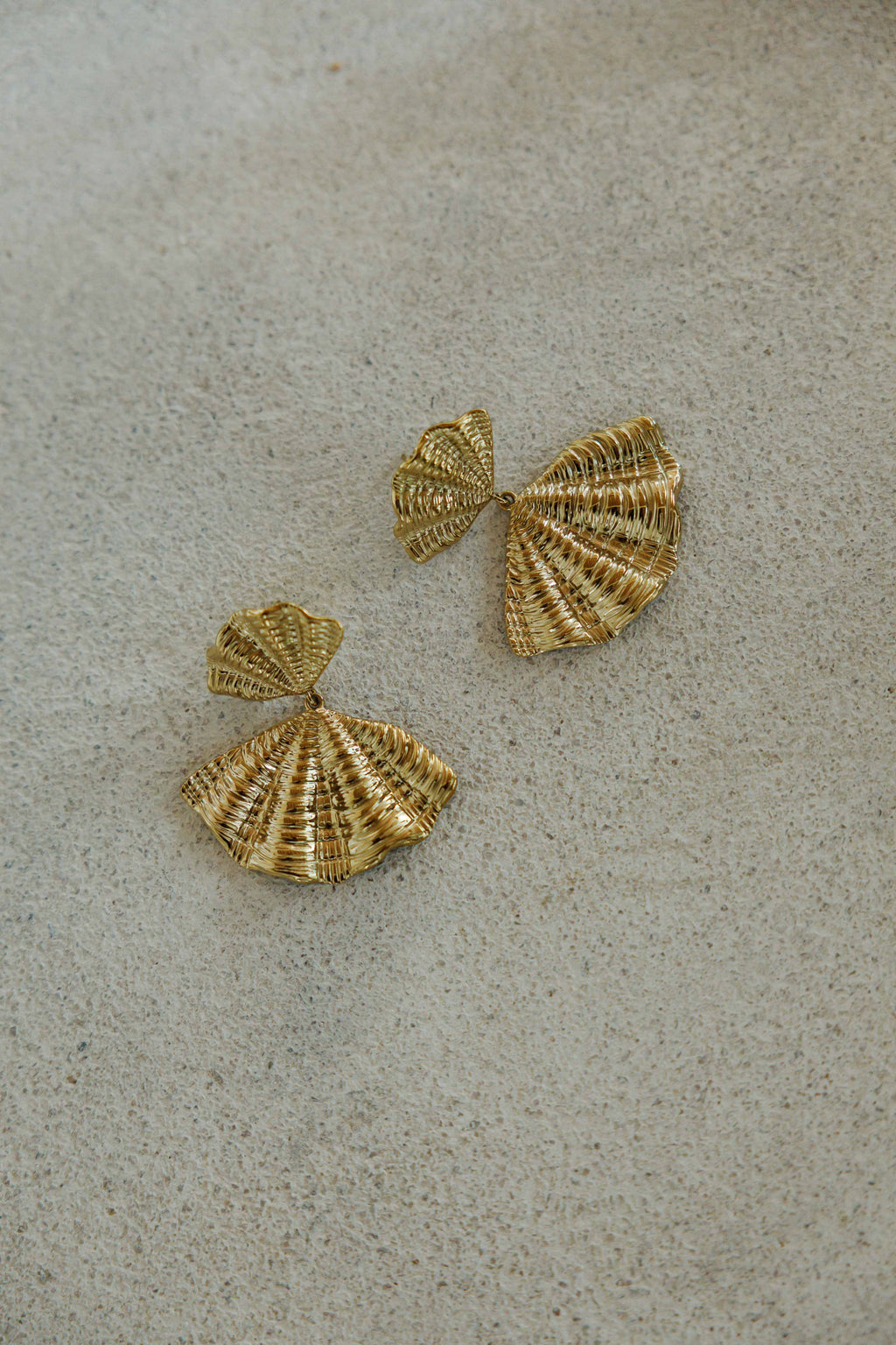 Kena earrings - golden