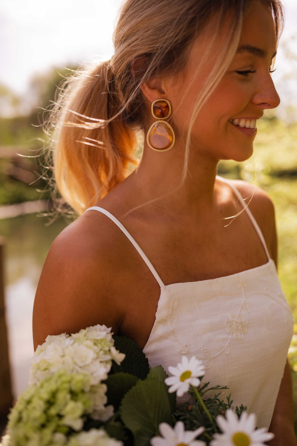 Hetty earrings - golden & brown