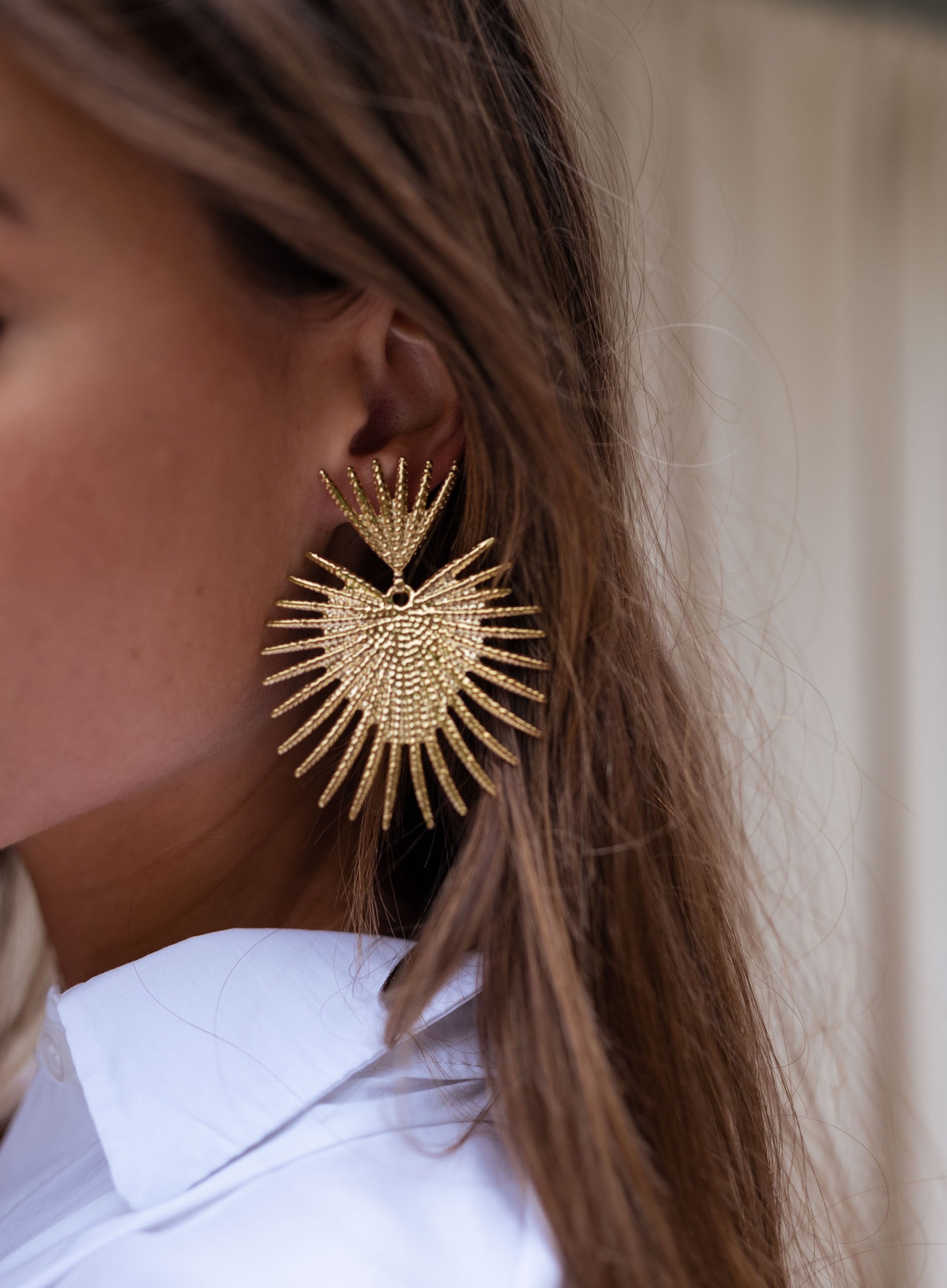 Boucles D'oreilles Soleil Doré Avec Strass - Style Haute Couture Années 90 - Clips - Occasion