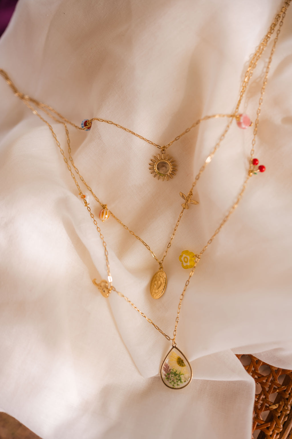 Gera necklace - golden