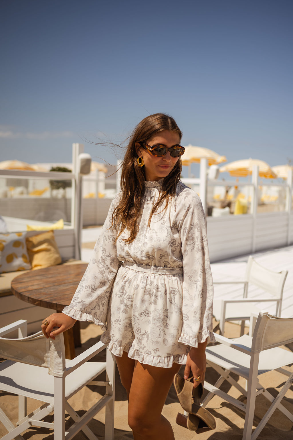 Ulysse romper - ecru with black flowers