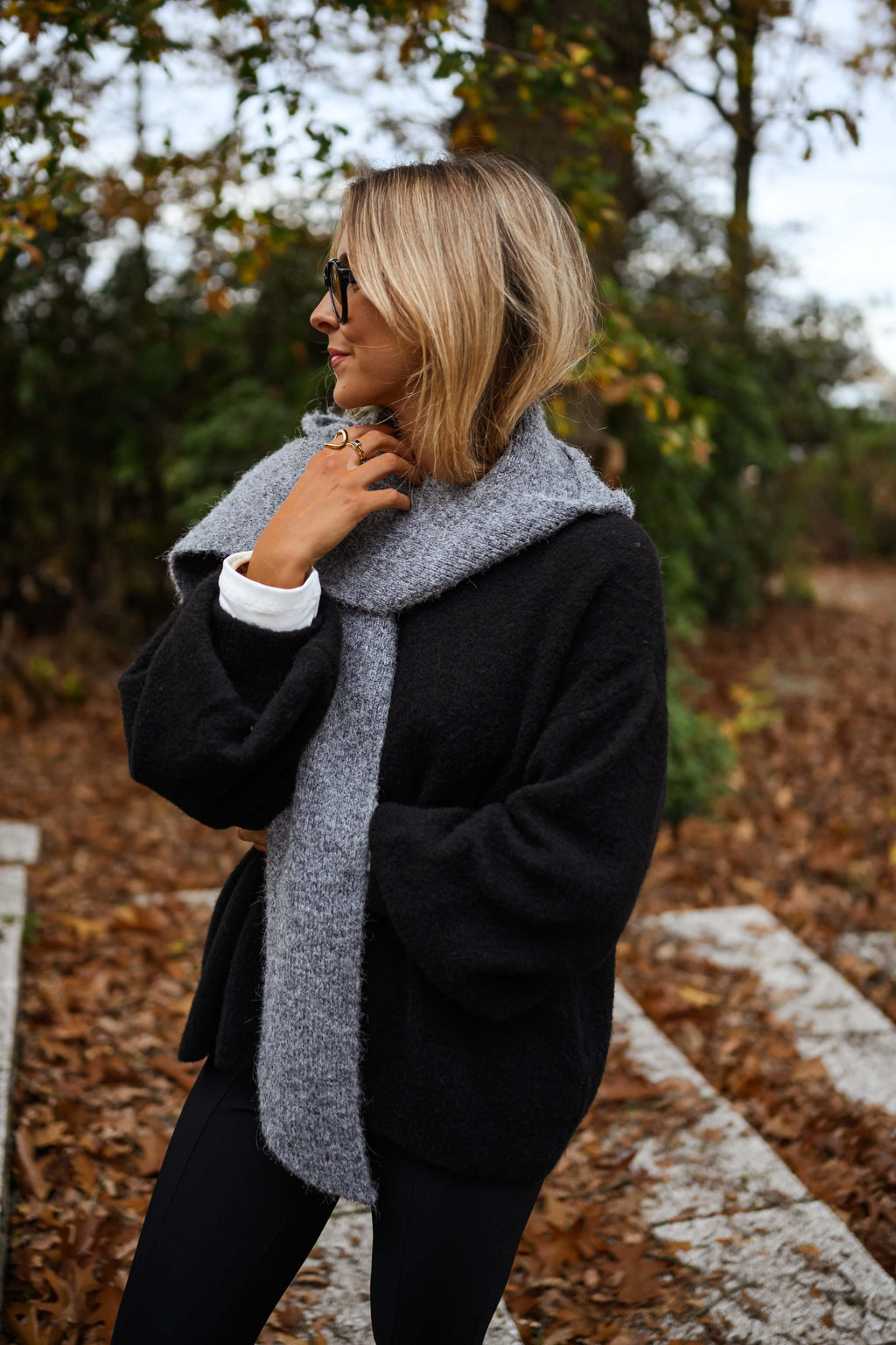 Echarpe avec capuche Giada - grise