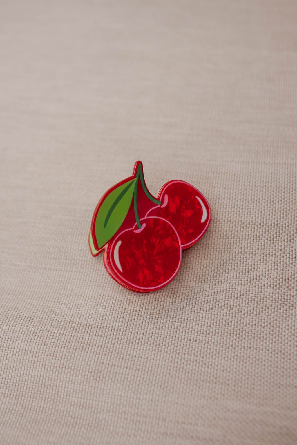 Cereza hairclip- red 