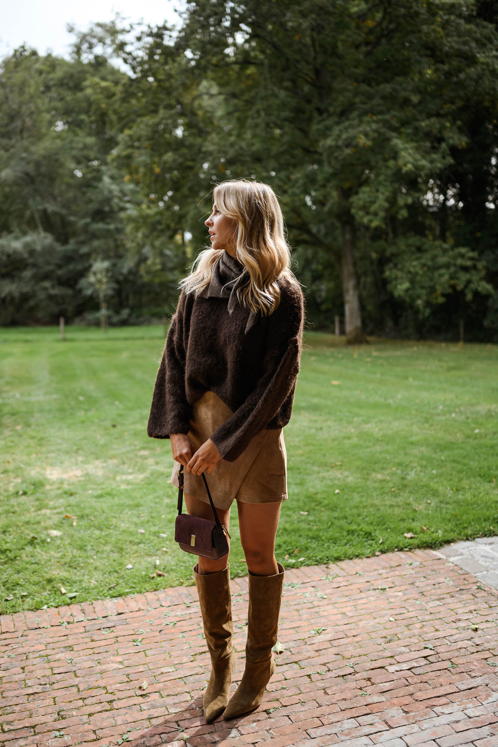 Luck Sweater - brown