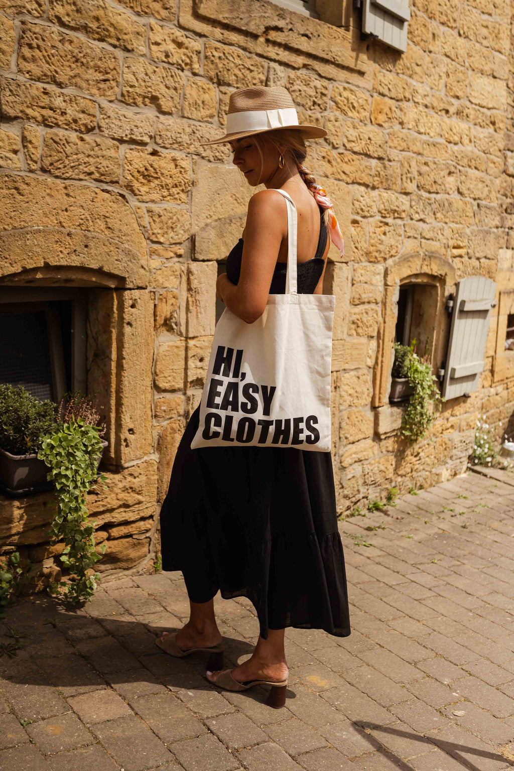 EASY CLOTHES tote bag - beige and black