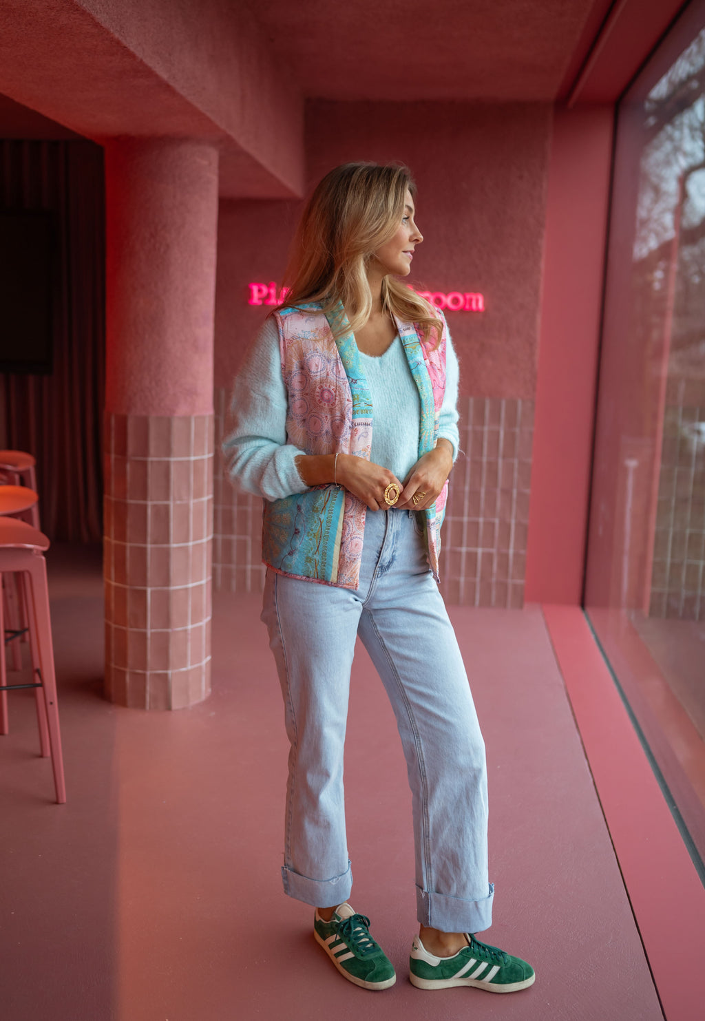 Sleeveless Maia jacket - pink and blue