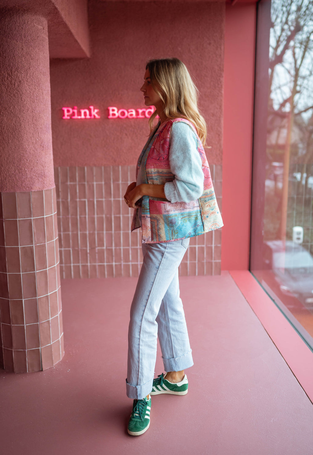 Sleeveless Maia jacket - pink and blue