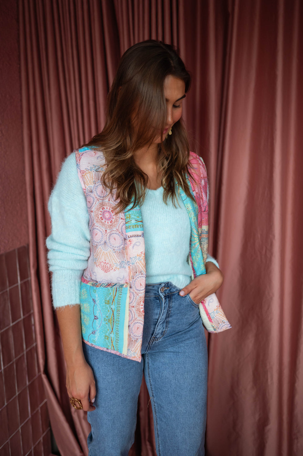 Sleeveless Maia jacket - pink and blue