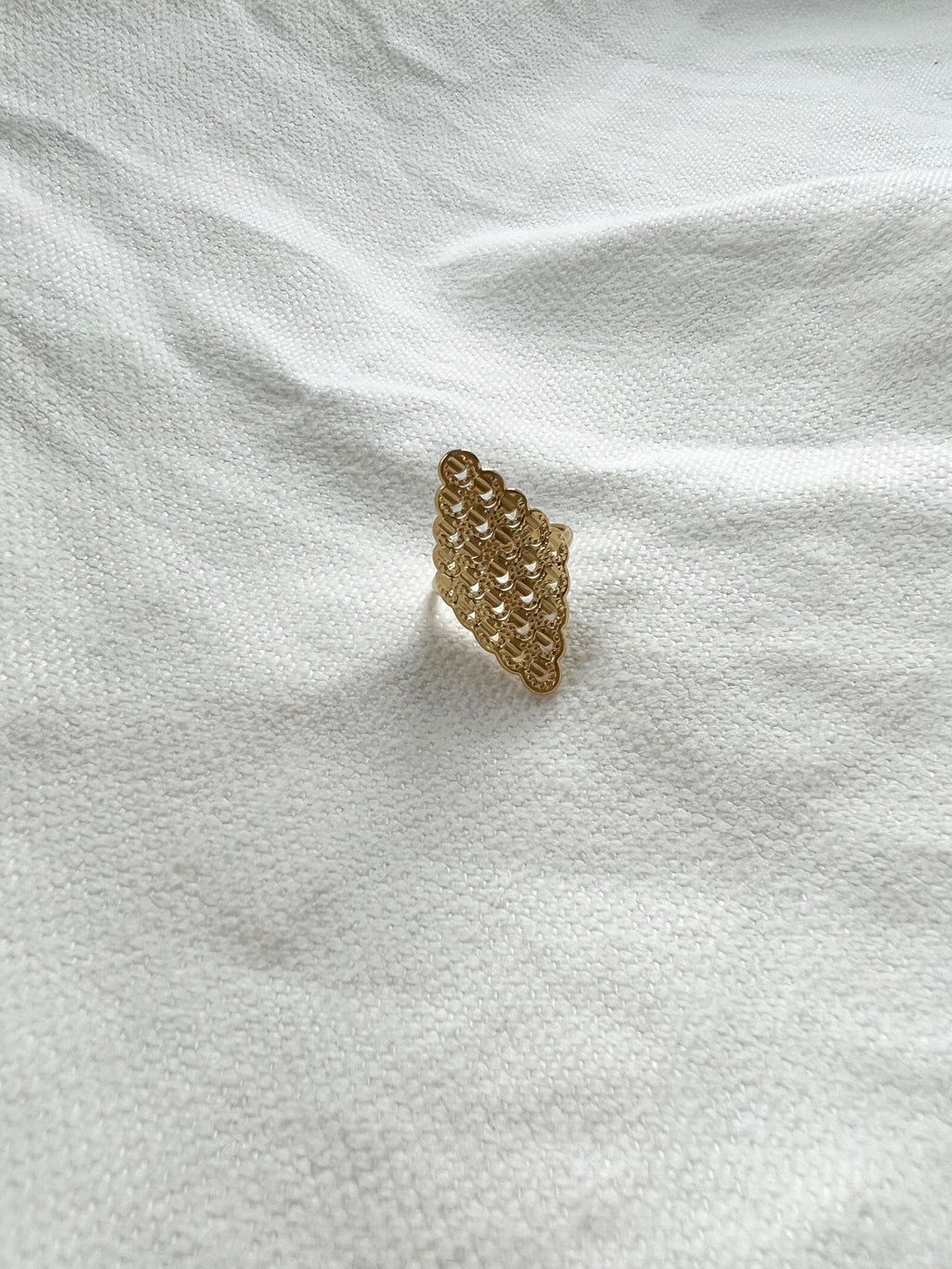 Fazi Rind Bague Fazi - dorée – Easy Clothes