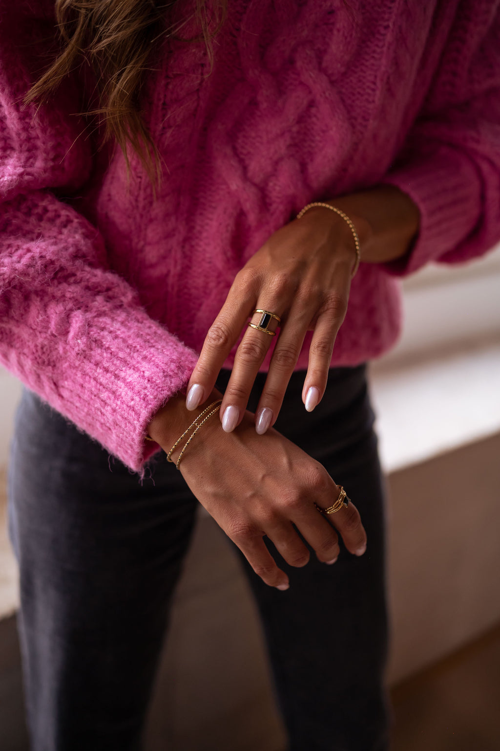 Ring Lary - black and golden 