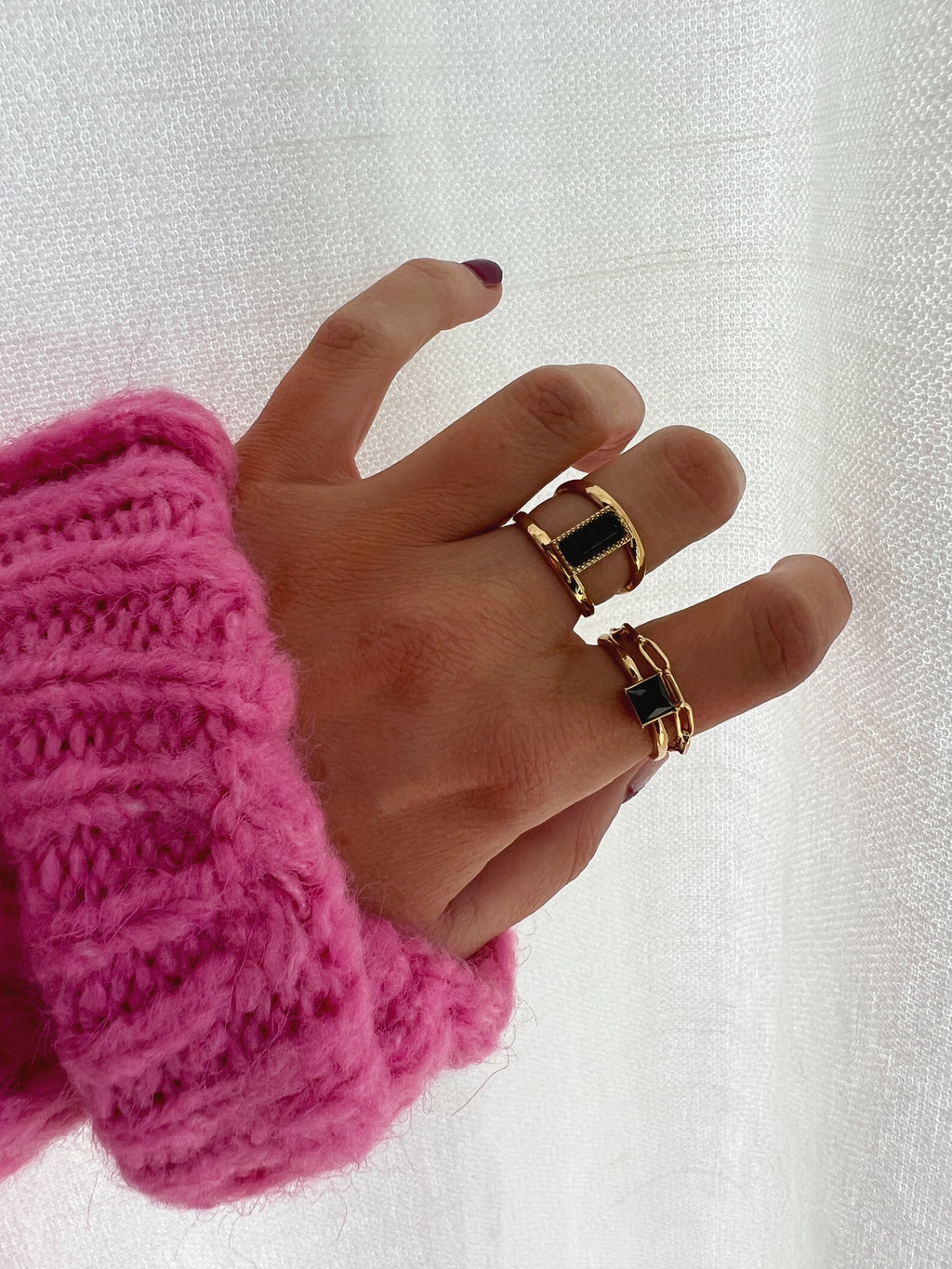 Lary ring - Black - Golden