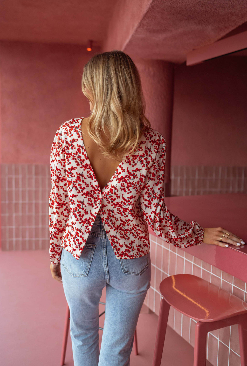 Alfred blouse - ecru with red flowers