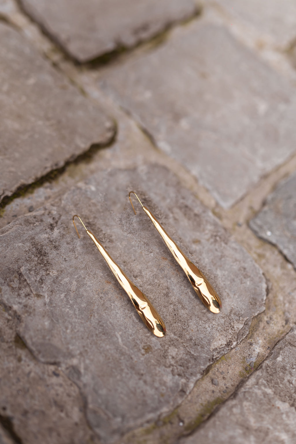 Bevou earrings - golden