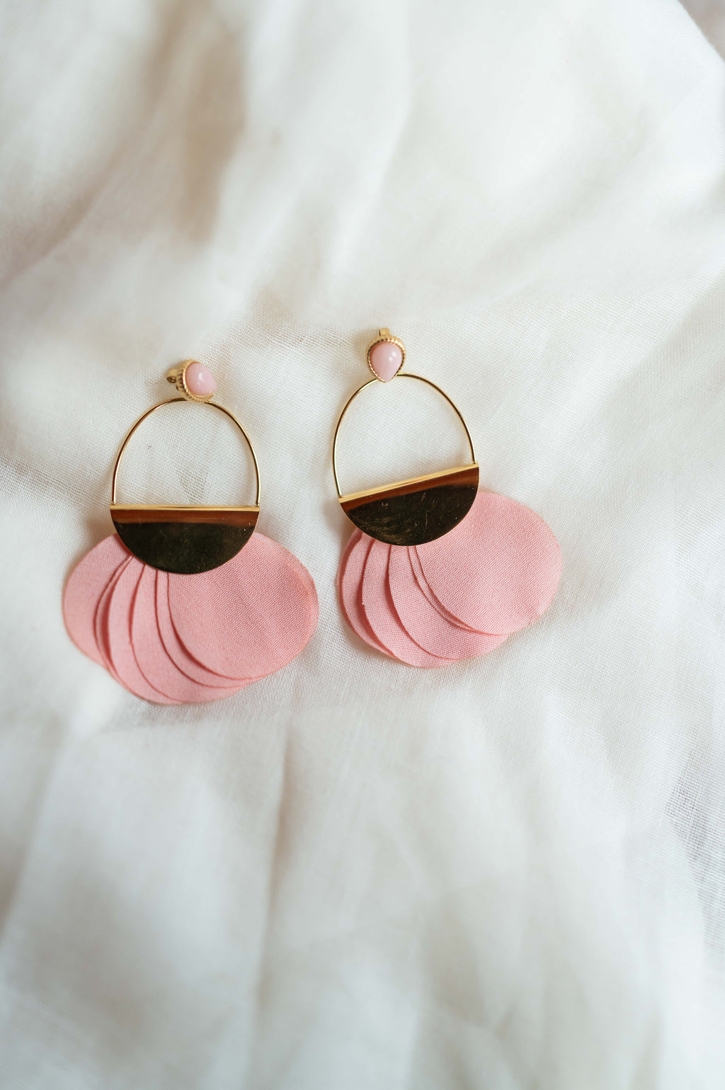 Molie earrings - pink and golden 