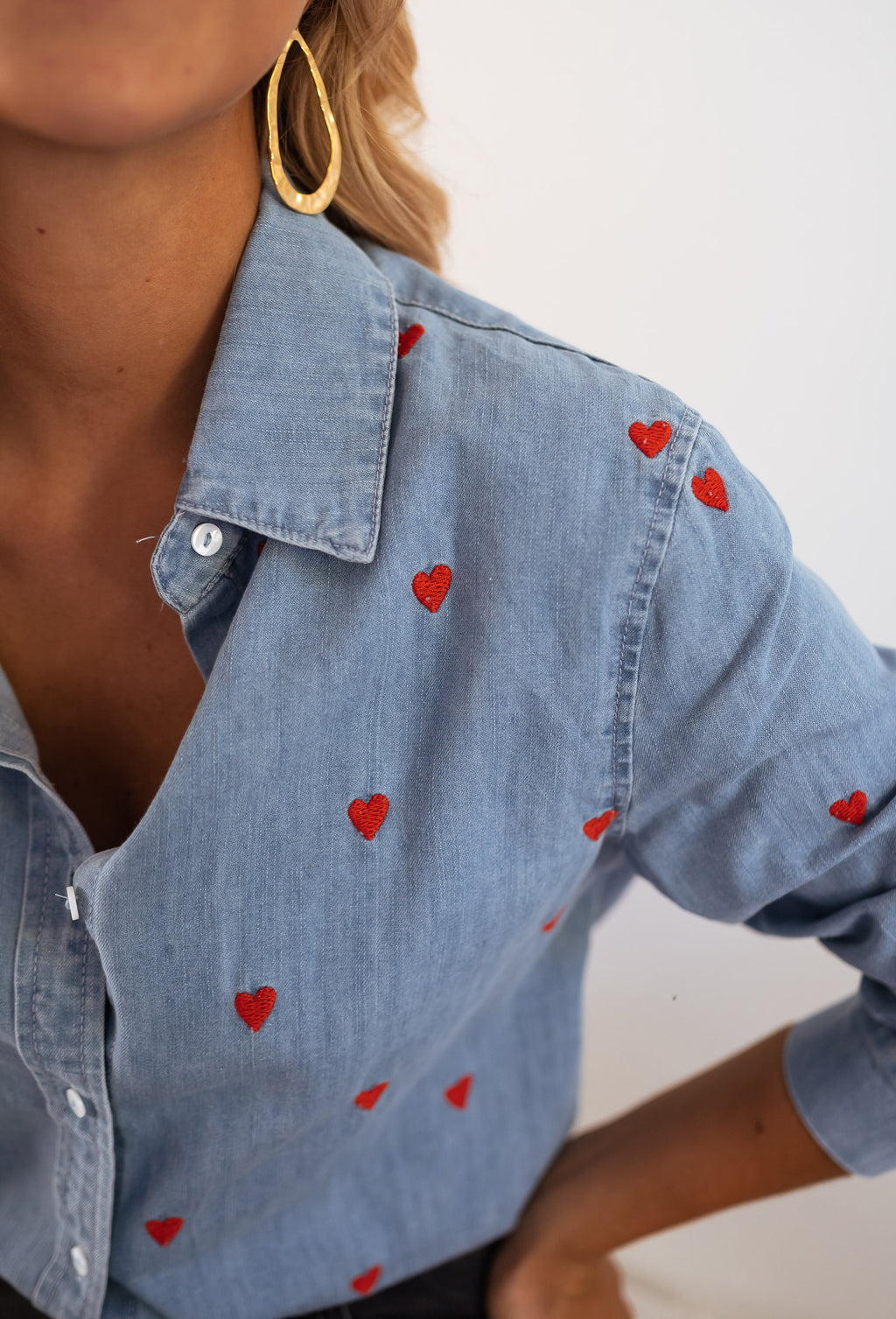 Chemise Blanche Coeurs Rouges Chemise Jack - En Jeans - Motifs Coeurs Rouges – Easy Clothes