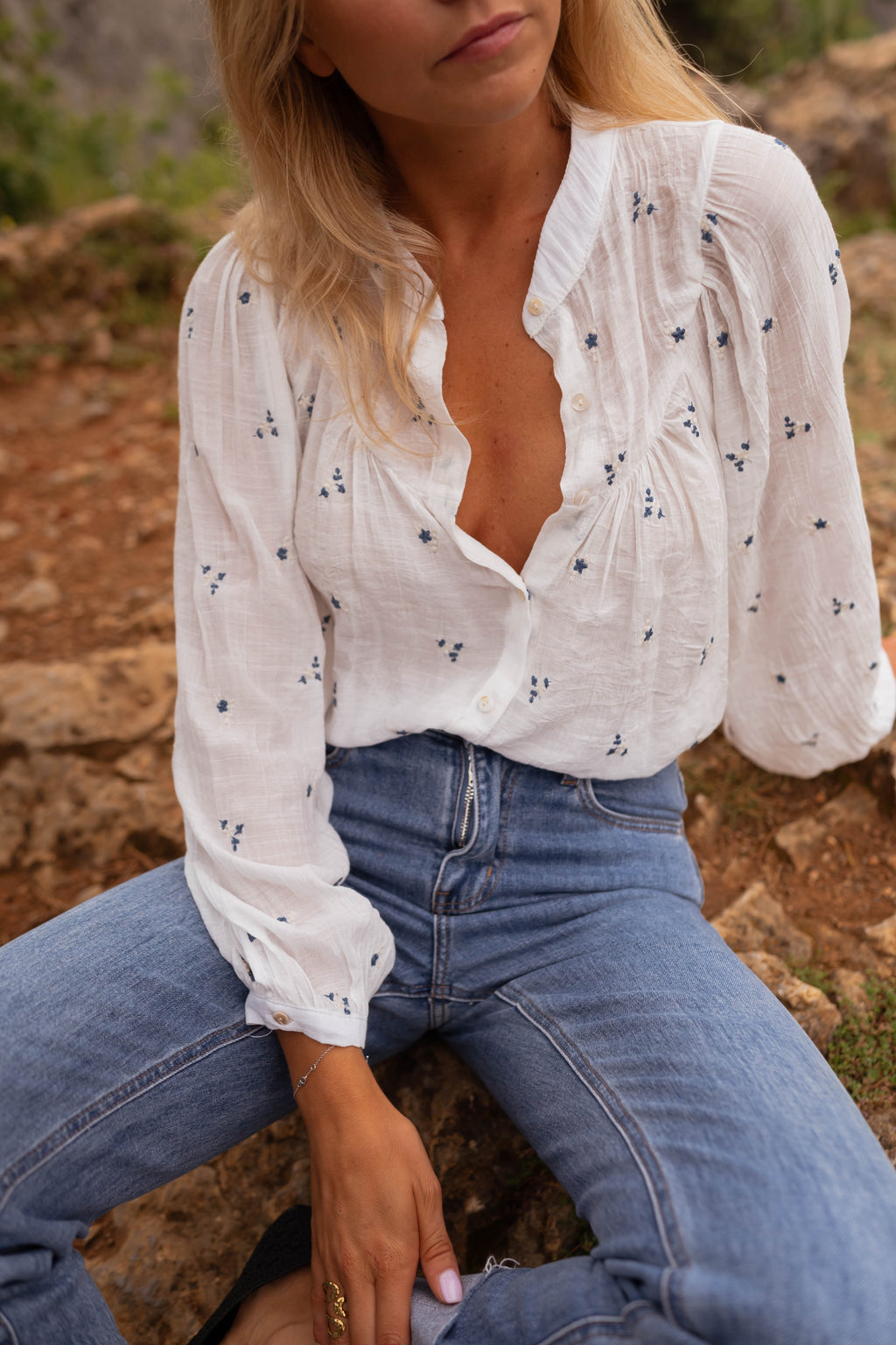 Ralphine shirt - ecru with flowers