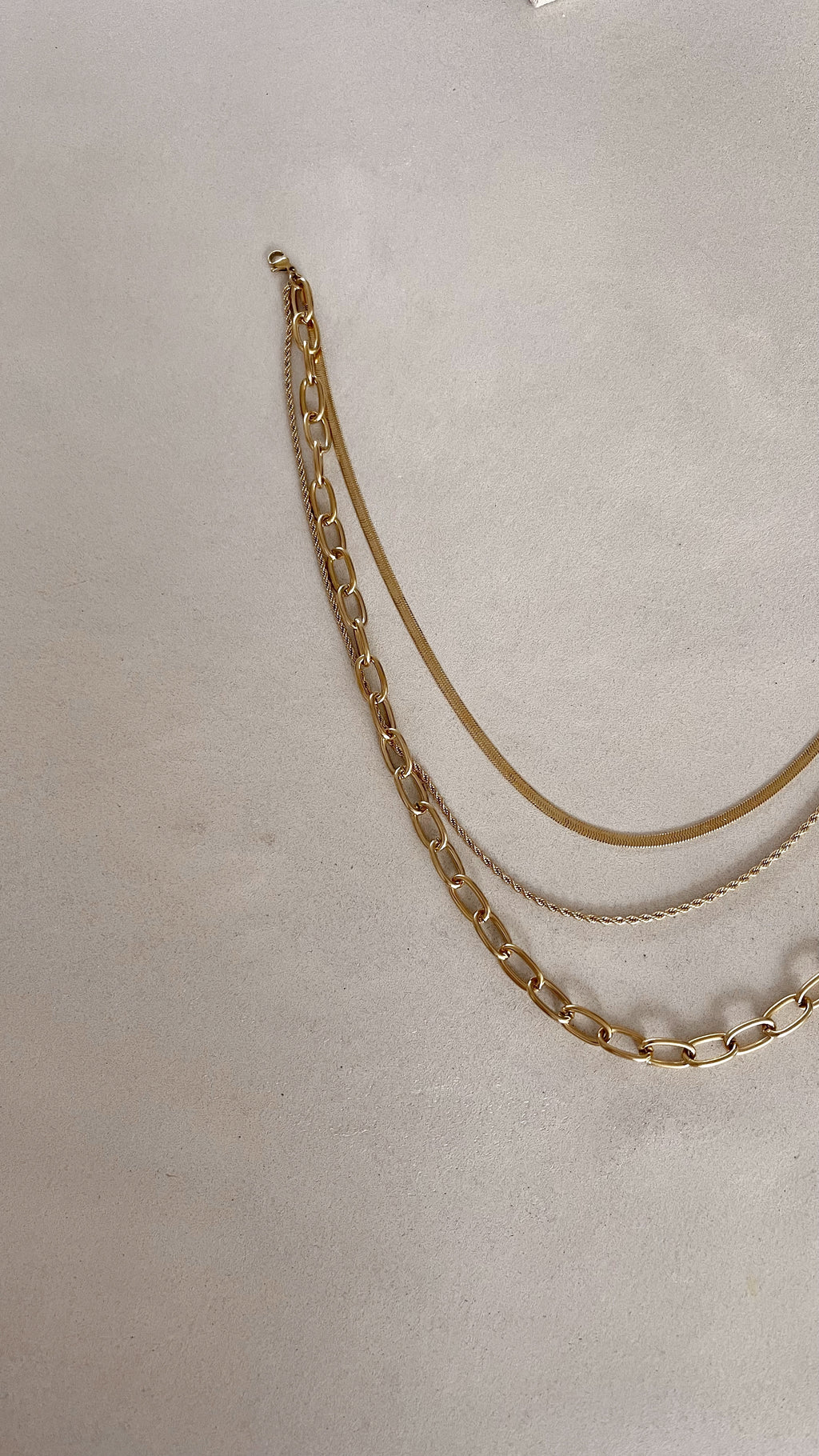 Eryn necklace - Golden