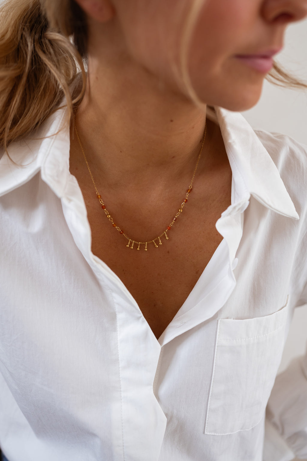 Leewan necklace - golden and orange