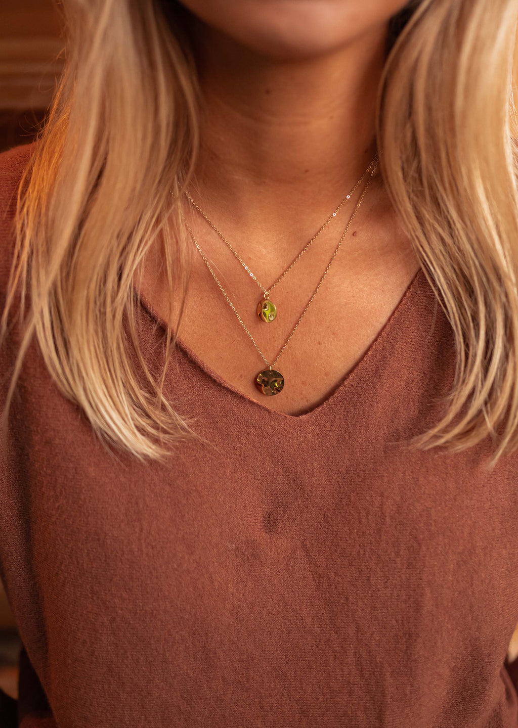 LOWENA necklace - Golden