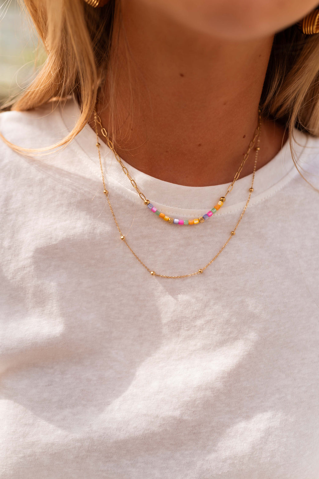 Wyatt necklace - golden with colorful pearls