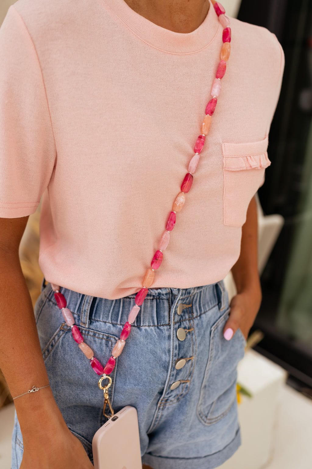 Feder phone lanyard - in pearls roses