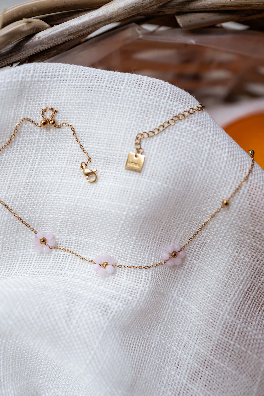Flowi necklace - Pink light And Golden