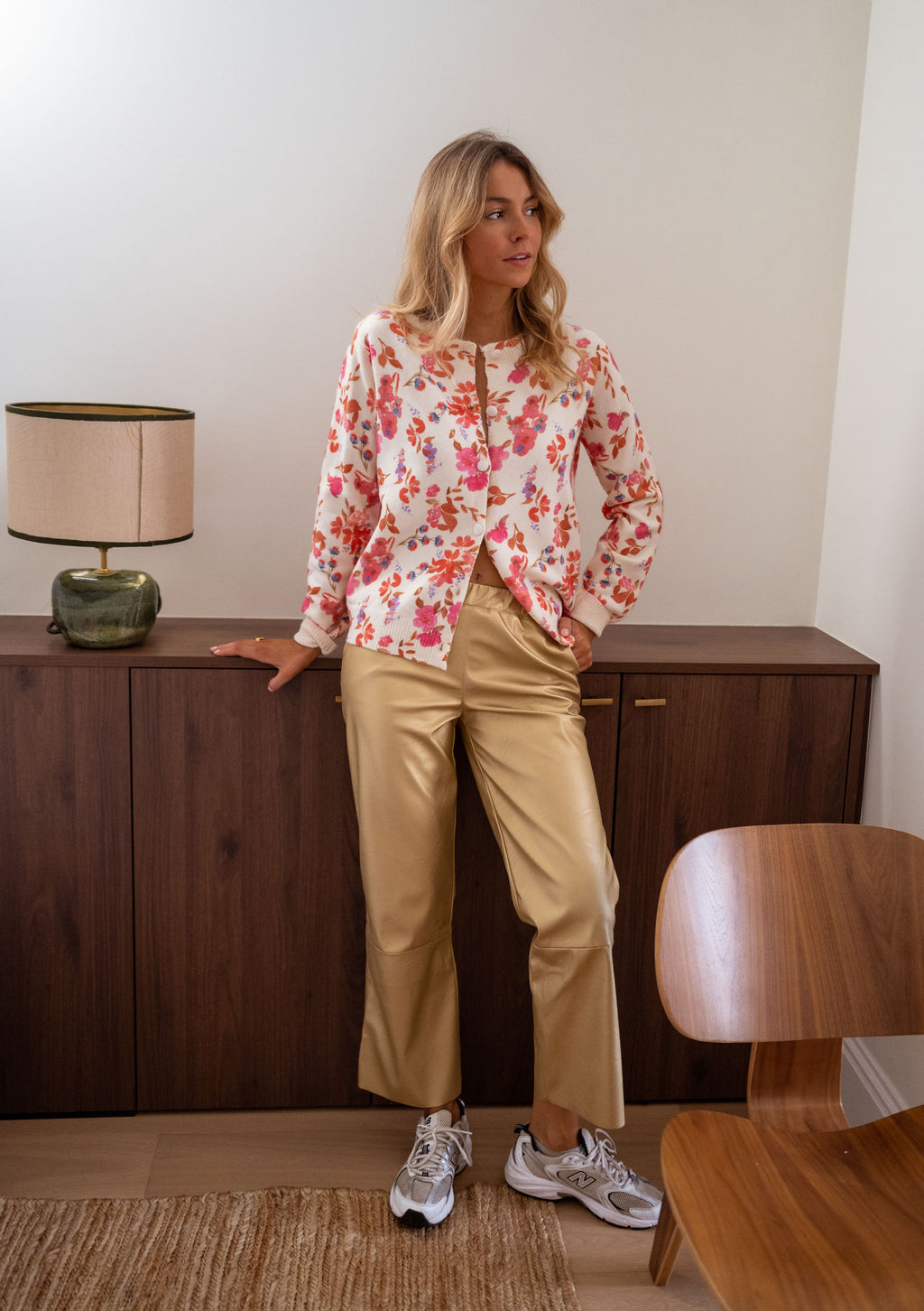 Cardigan Cassi - with flowers 