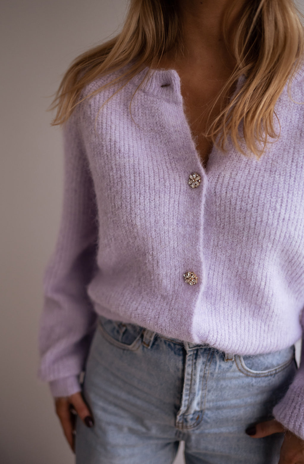 Cardigan Isa - Lilas with shiny buttons