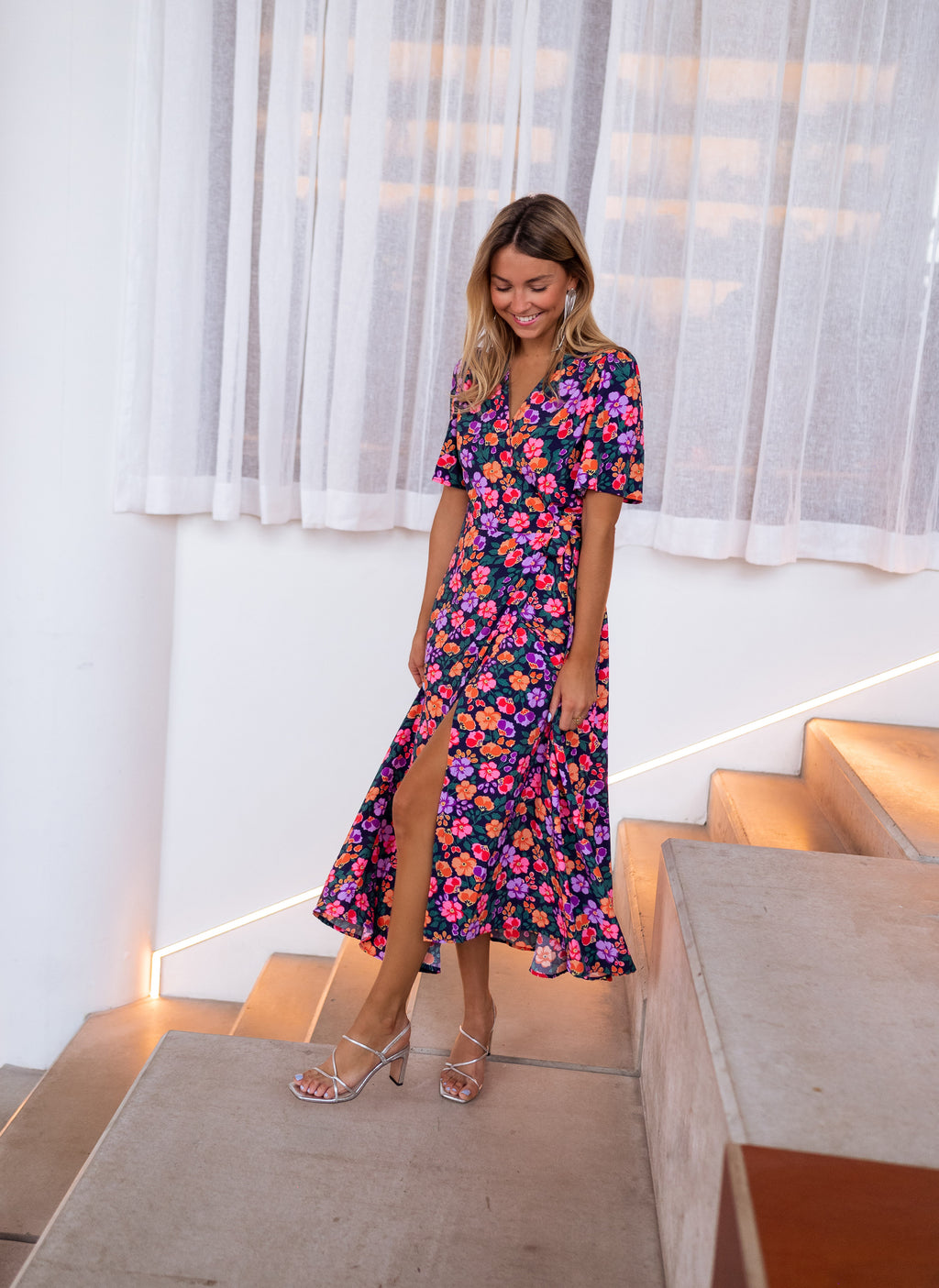 Taille 46 Robe à fleurs | Yours Clothing Taille 46 Robe à fleurs | Yours Clothing