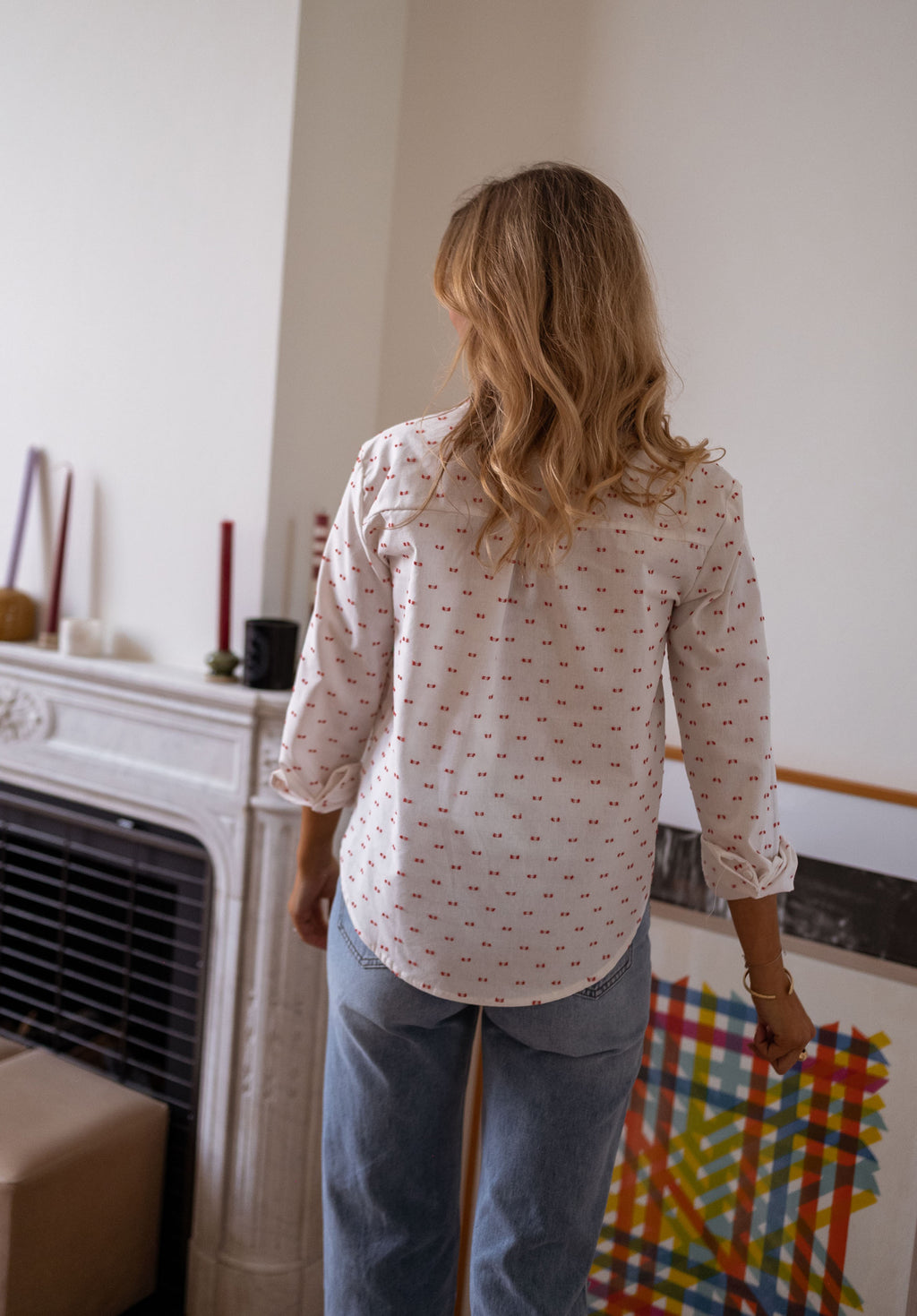 Shirt Nina - white with red pattern