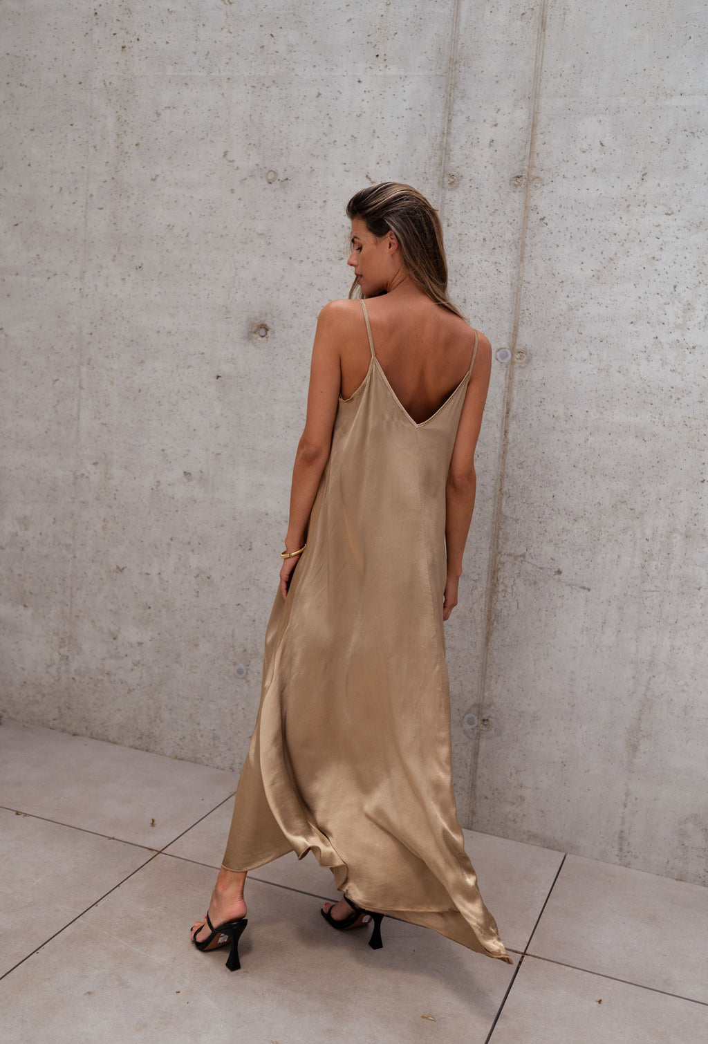 Dress Pila - Golden