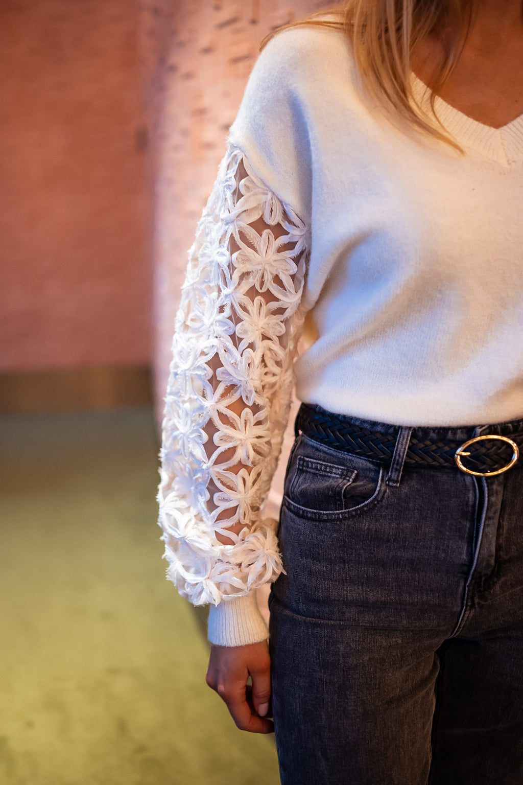 Amel sweater with embroidered sleeves - Ecru
