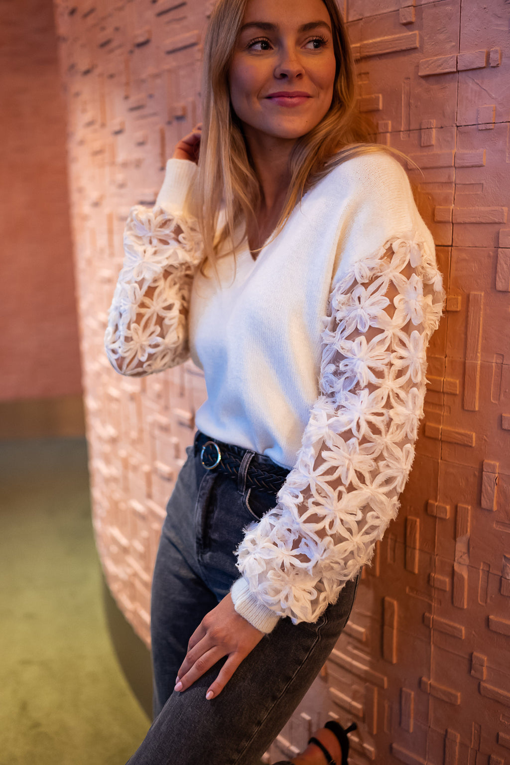 Amel sweater with embroidered sleeves - Ecru