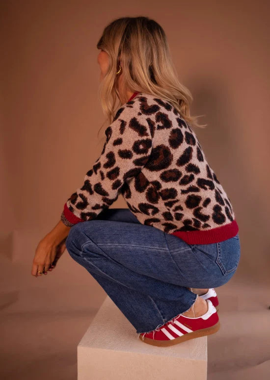 Sweater Riley - Leopards and Red