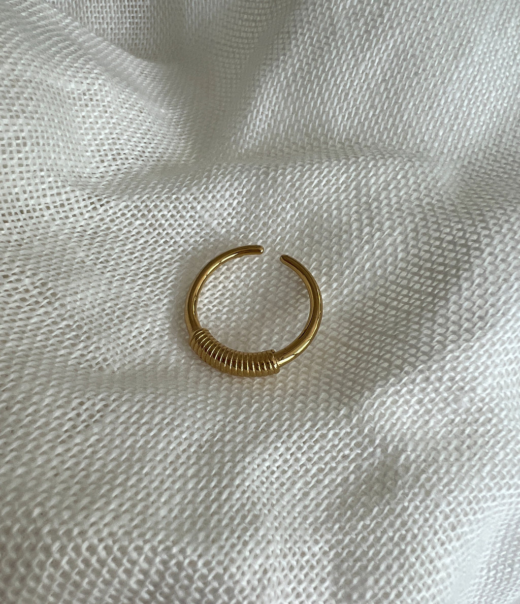 Liris Ring - Golden