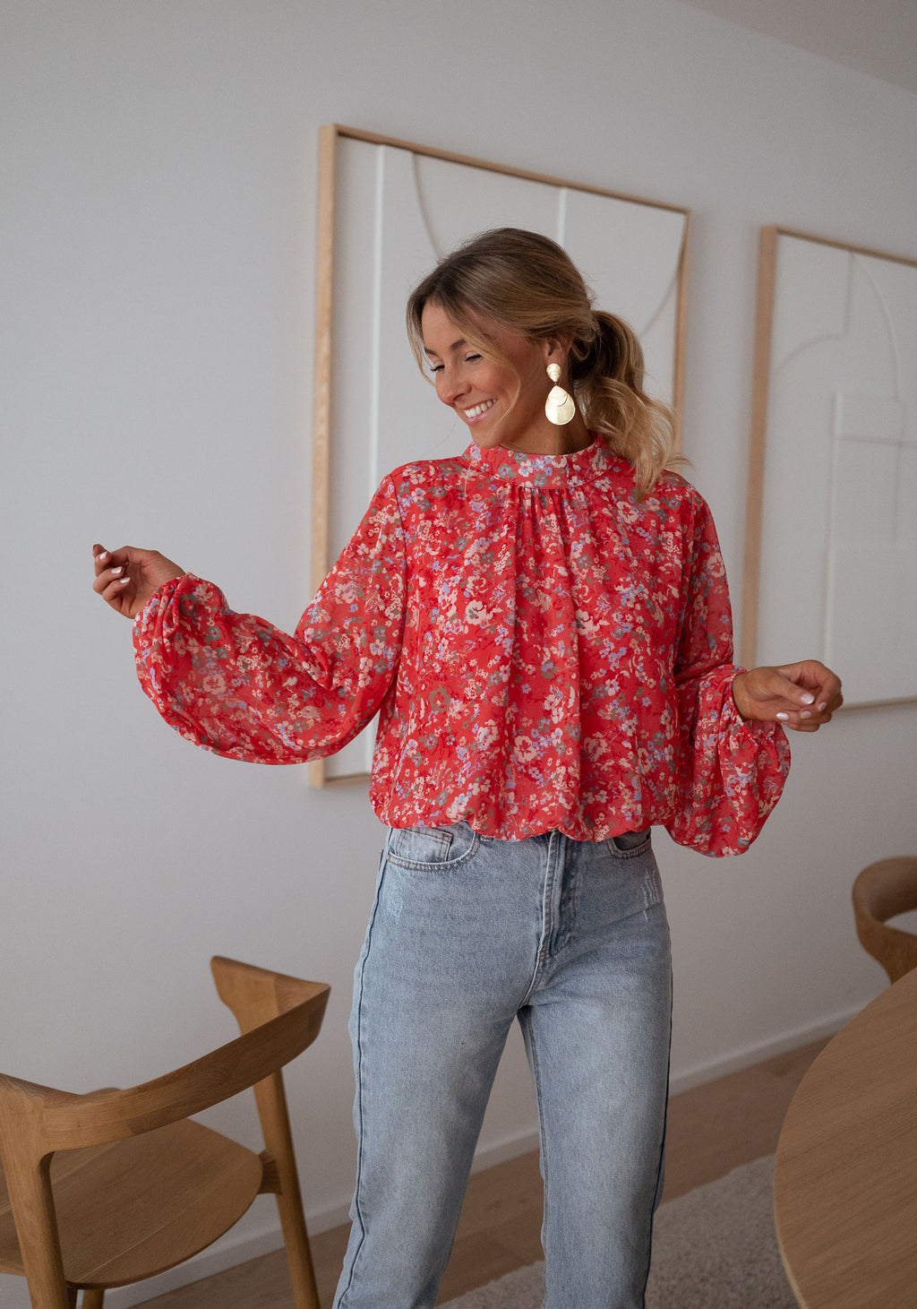 Doma blouse - coral with flowers
