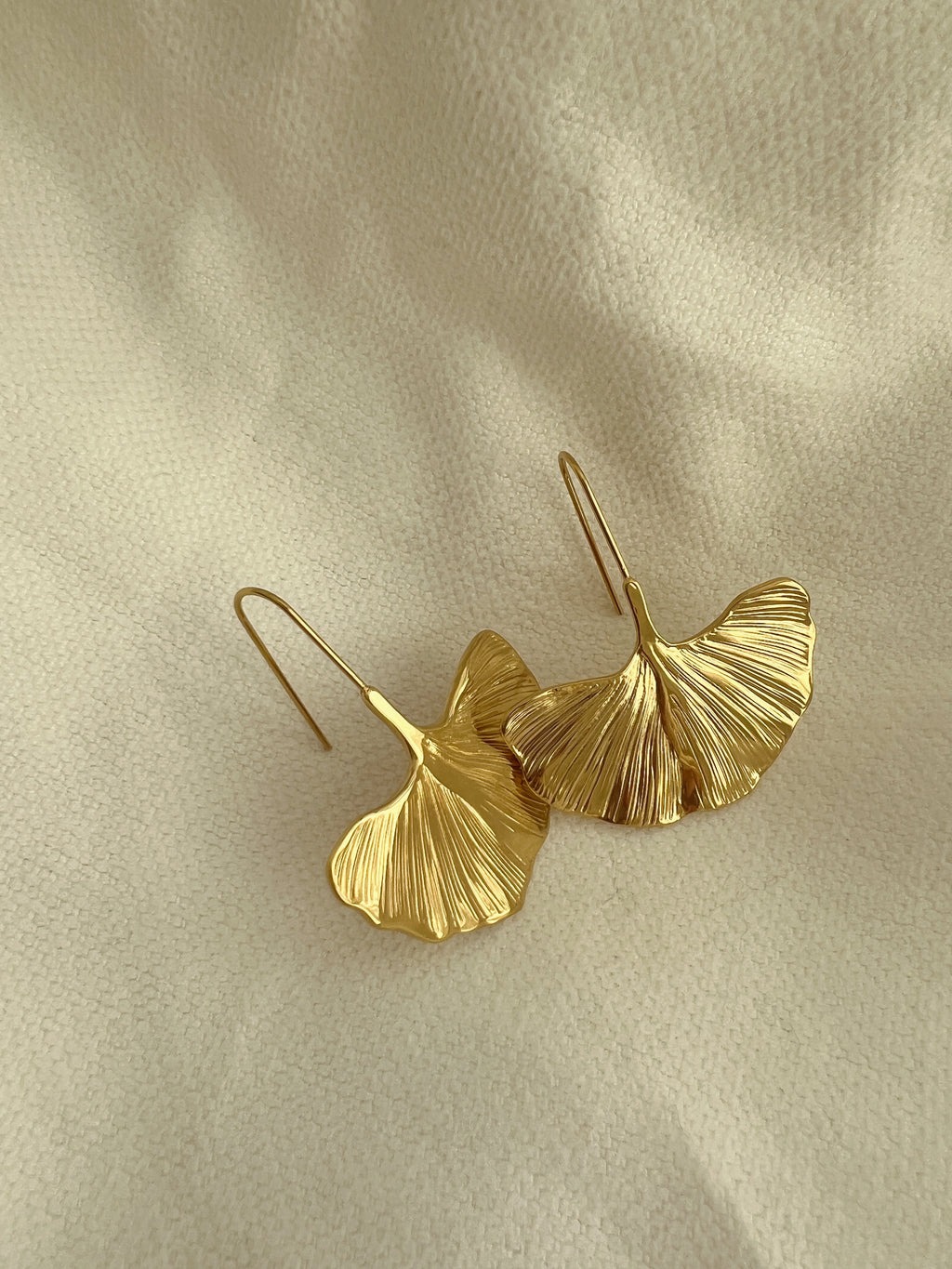 Chana earrings - Golden