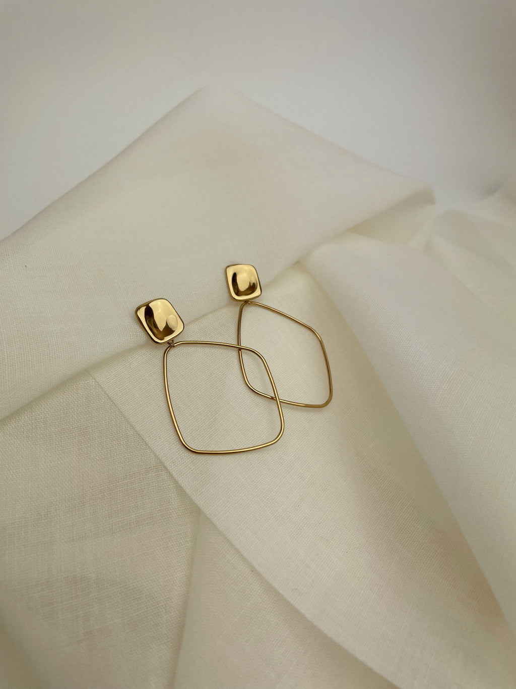 Saba earrings - Golden