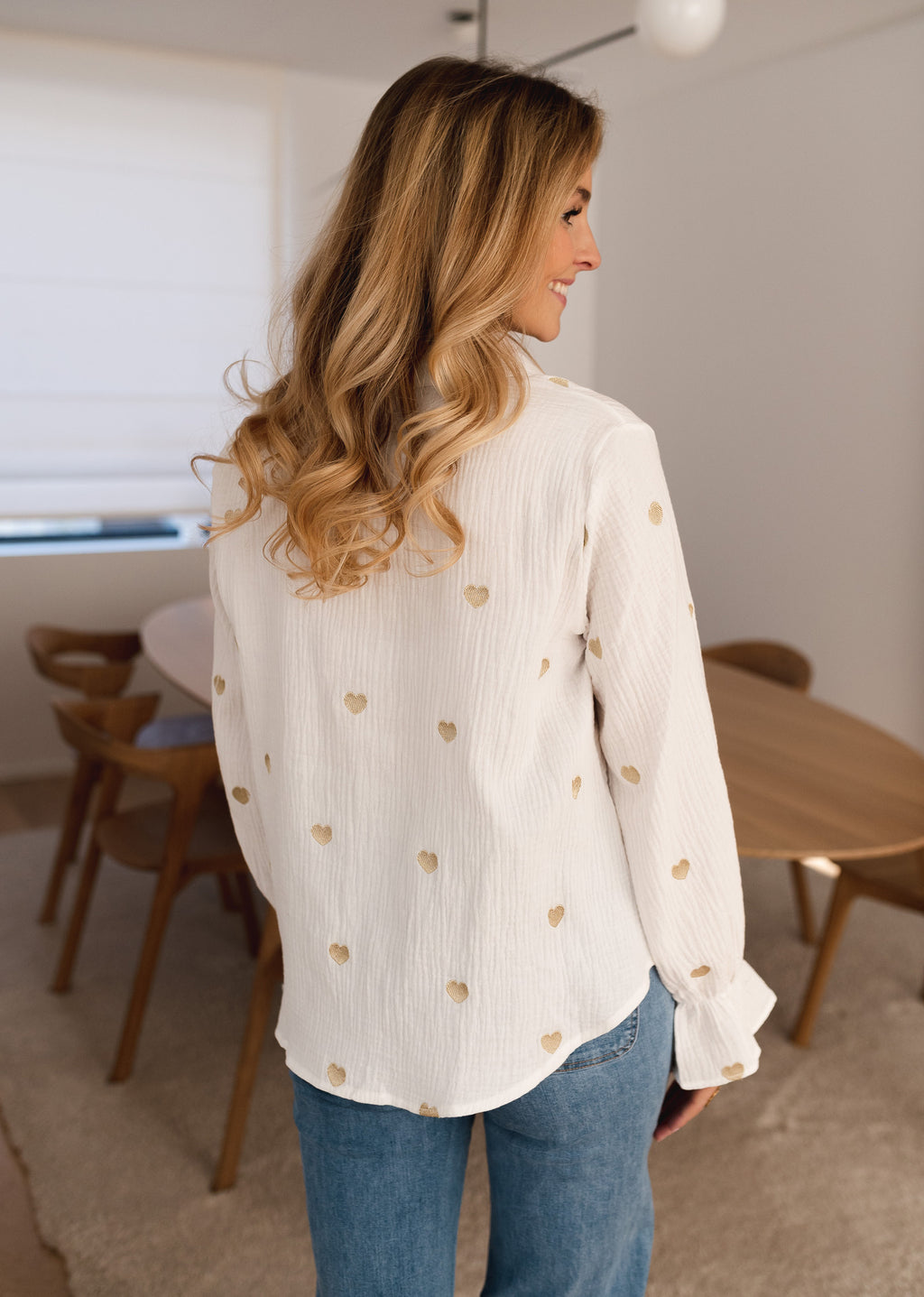 Vicky shirt - white with hearts Goldens