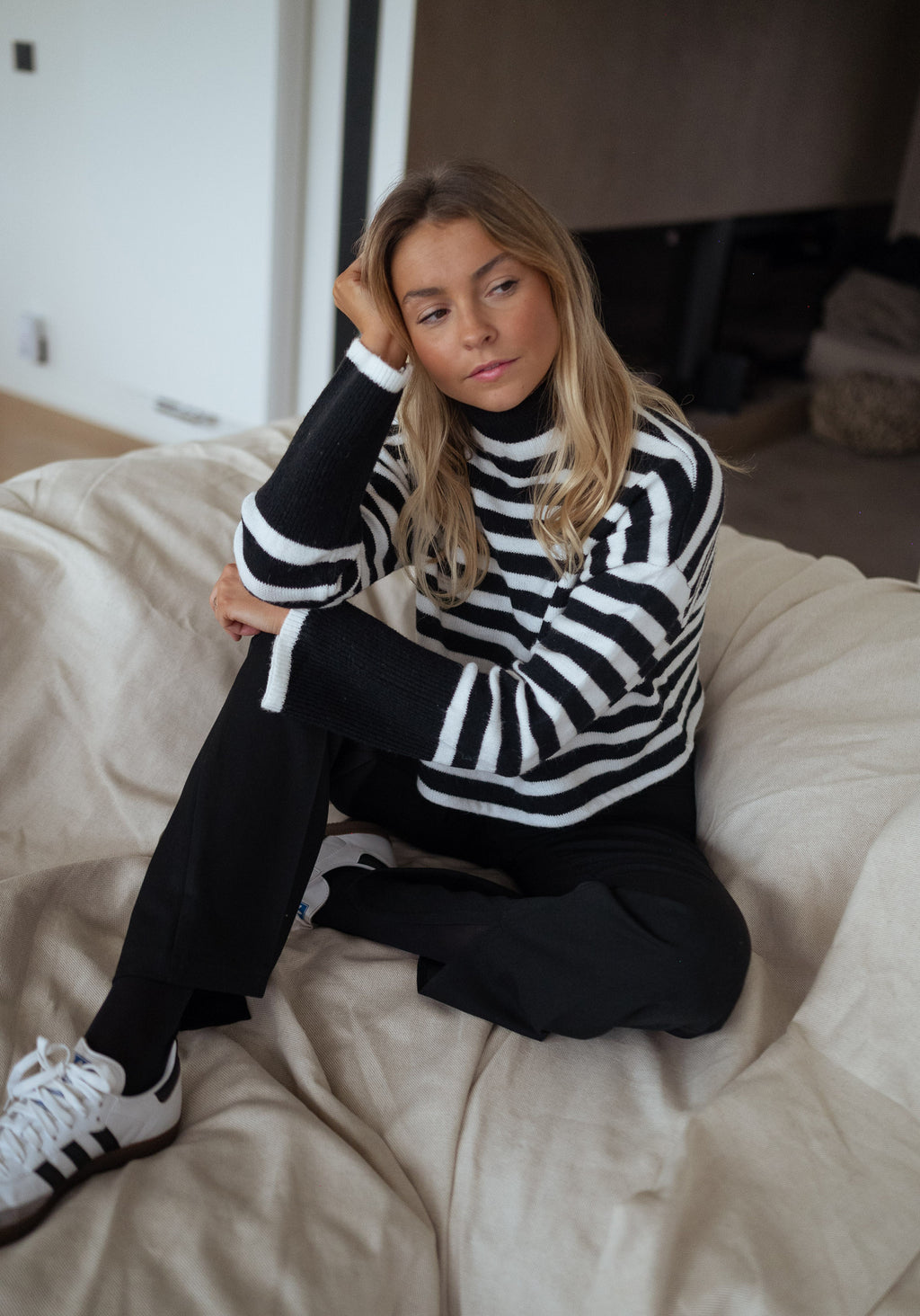 Sweater Dyla - Black and White