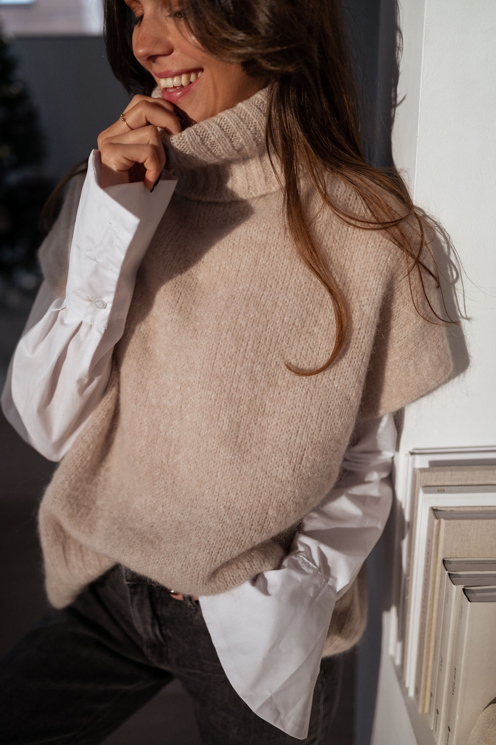 Sweater Noa - beige short-sleeved