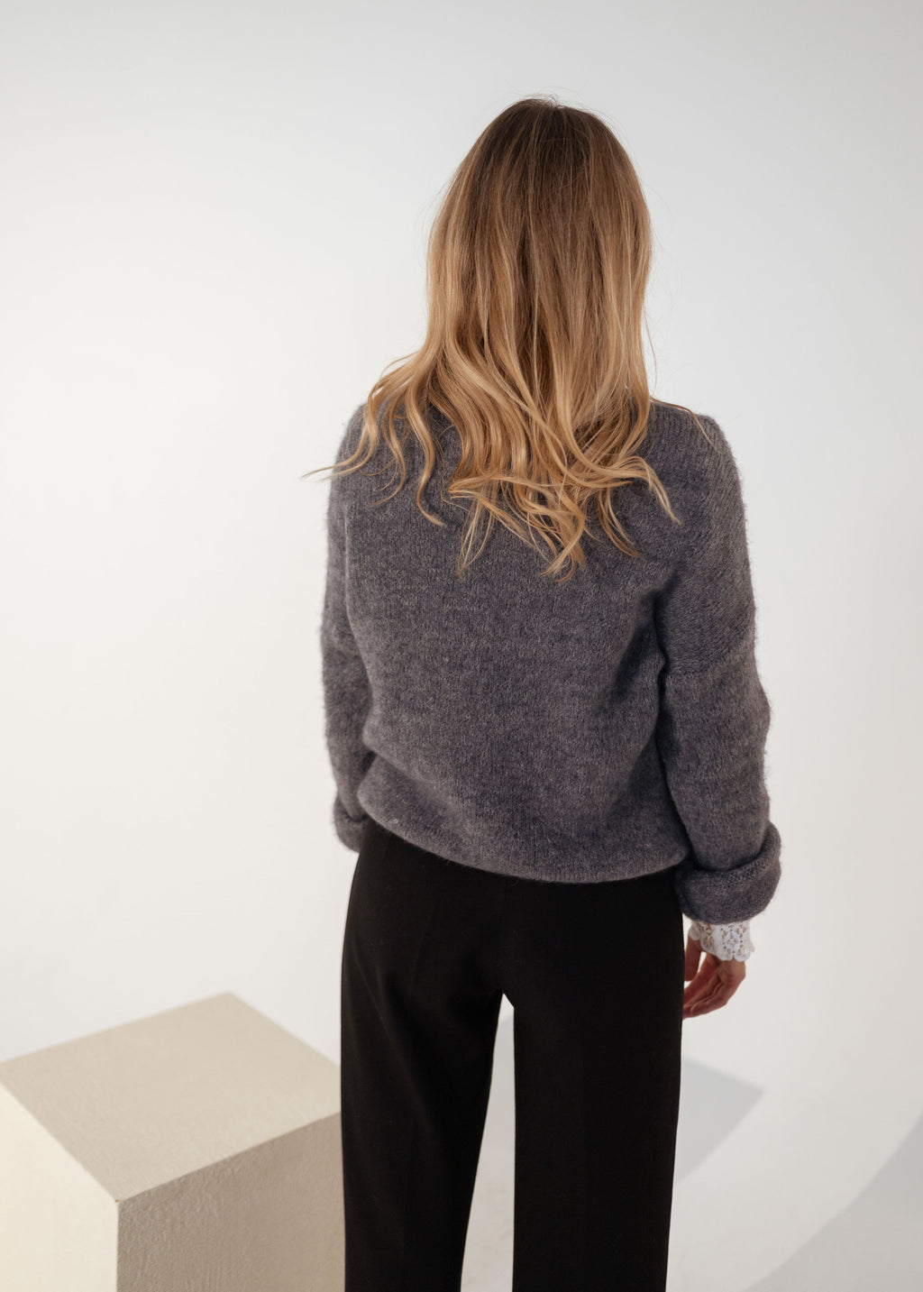 Sweater Satou - Dark grey